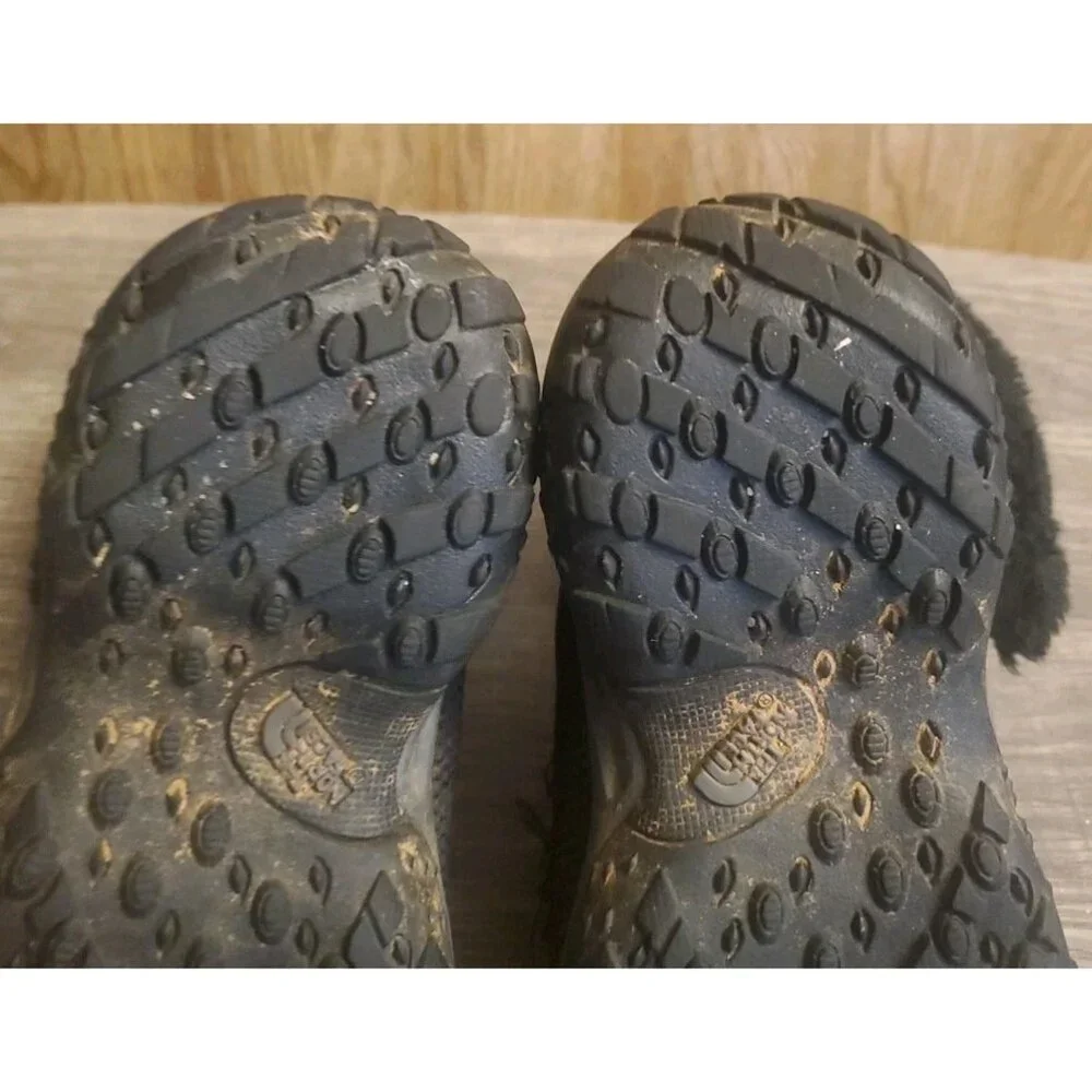 The North Face Nuptse‎ Winter Snow Lace Up Boots Youth Size 11 Black